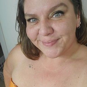 Meet your Posher, Posh